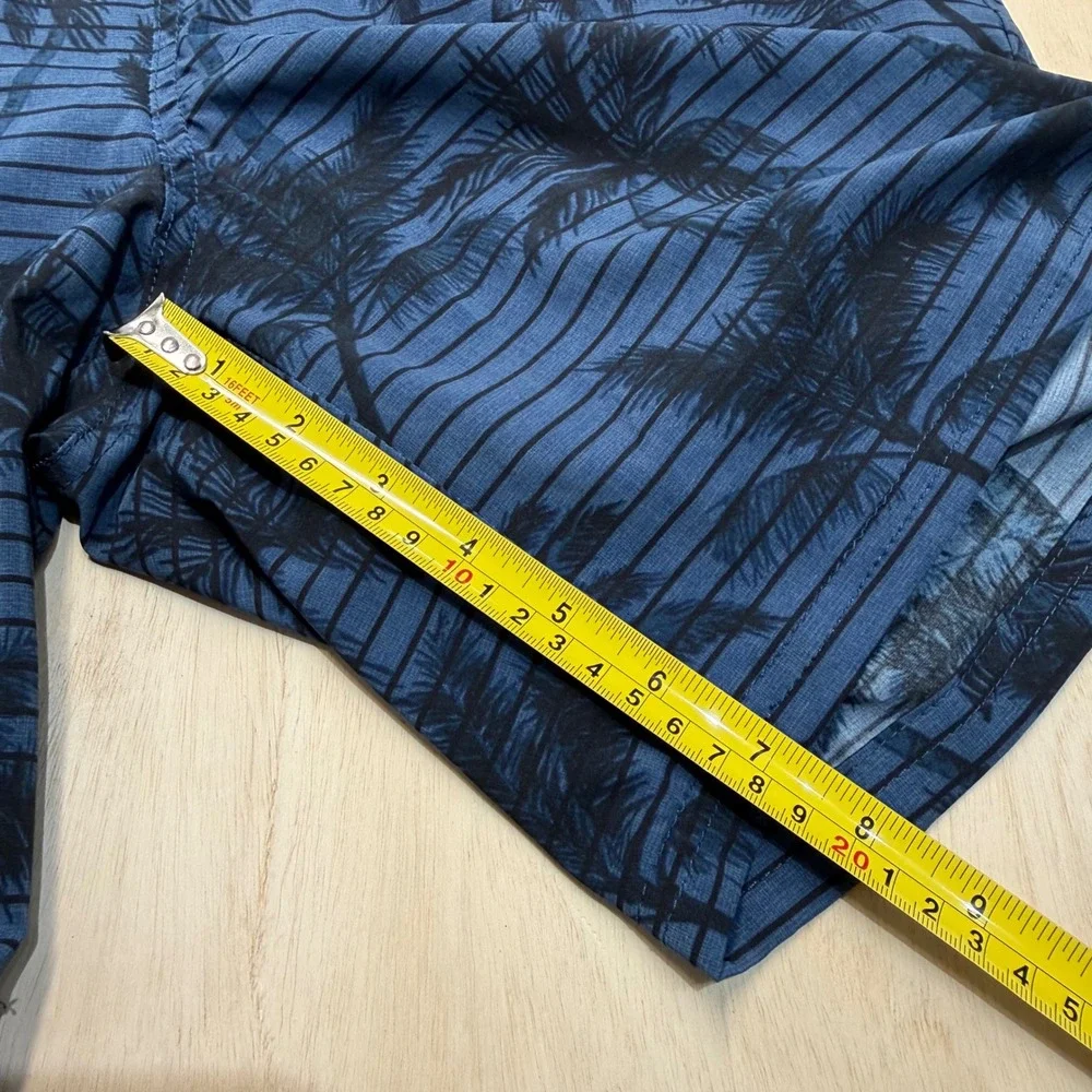Kirkland Signature Mens Medium Stretch Swim Shorts Blue‎ Palm Tree Lined NWOT